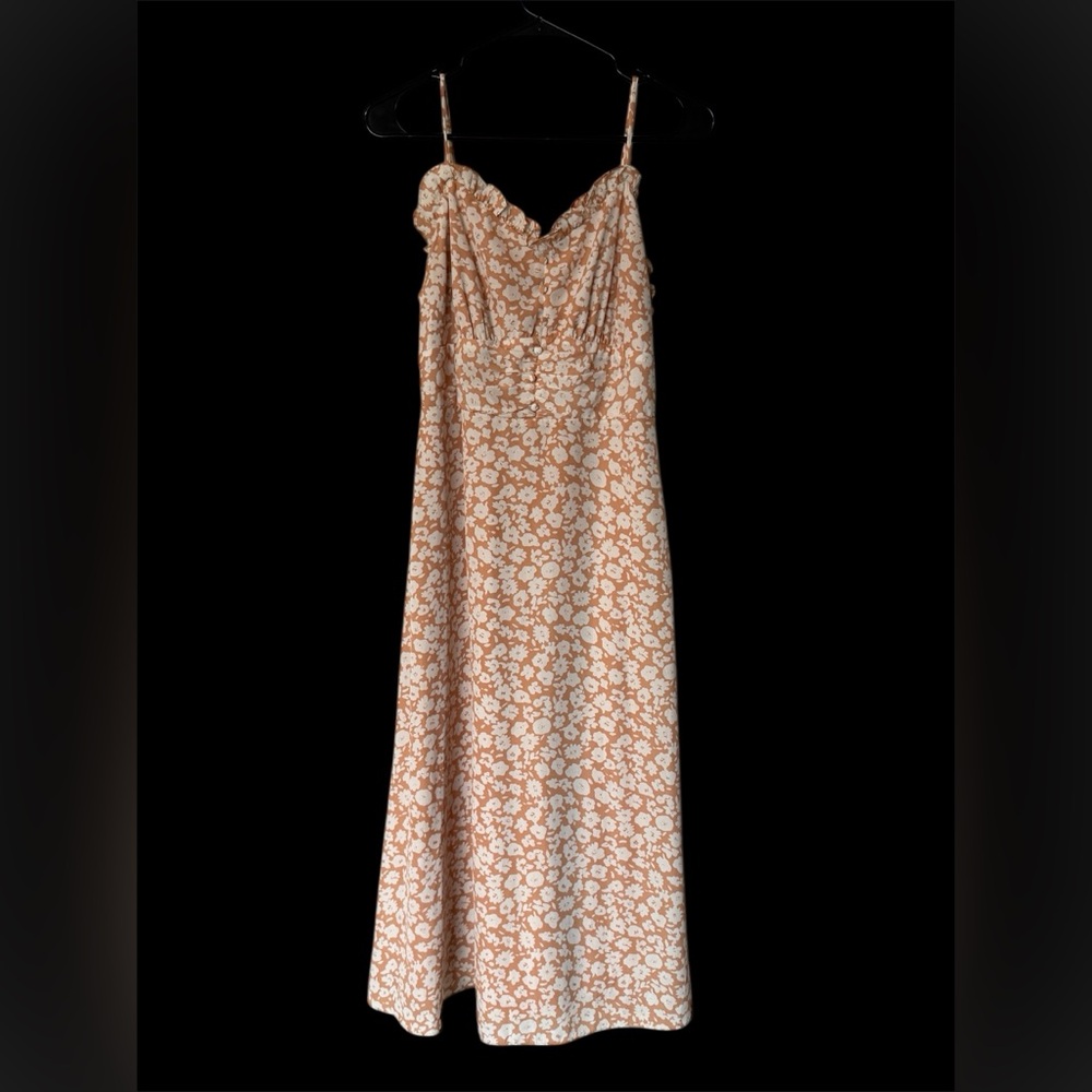 Lulu's Floral Maxi Dress in Peach and White
